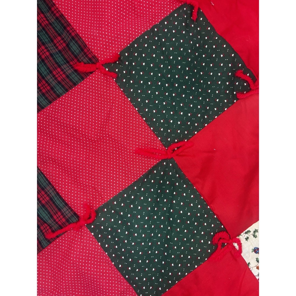 58" Vintage Multicolor Hand Quilted Patchwork Christmas Tree Skirt w/Lace - Picture 3 of 8